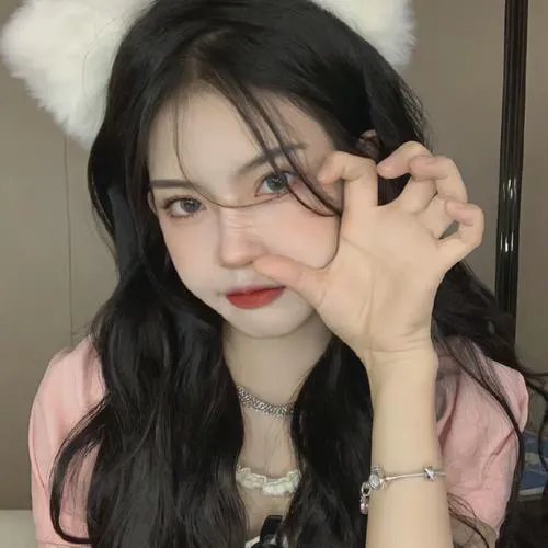 明天，我会成为谁的女友